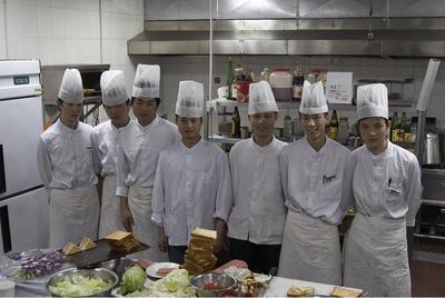 企業(yè)食堂承包與餐飲管理 湛江、珠海、廣州的實踐與思考