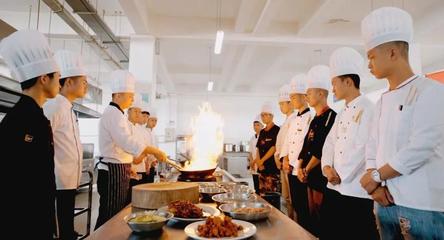 云南現(xiàn)代職業(yè)技術(shù)學(xué)院2022年餐飲管理專業(yè)招生簡章